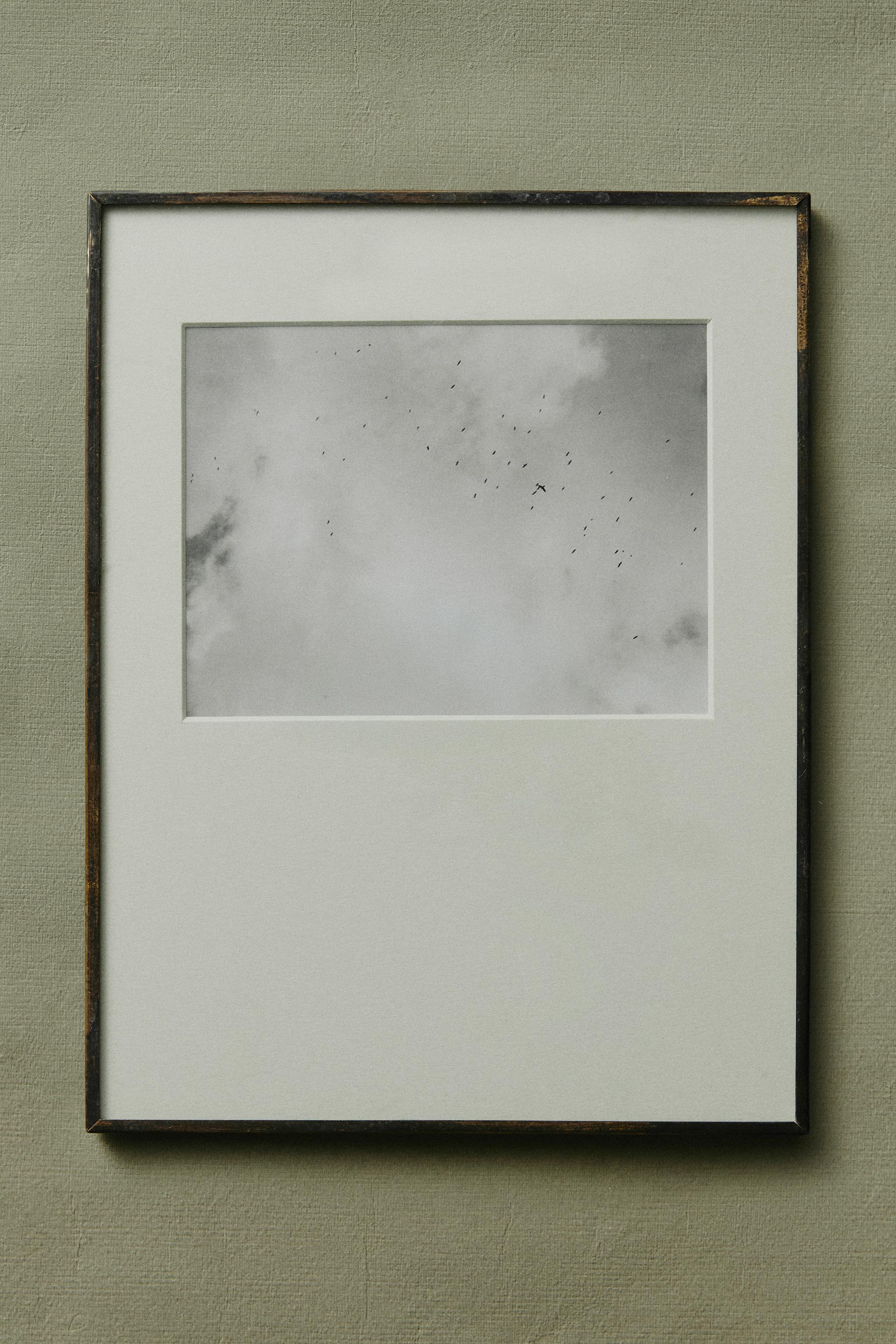 PICTURE FRAME WITH PASSE-PARTOUT